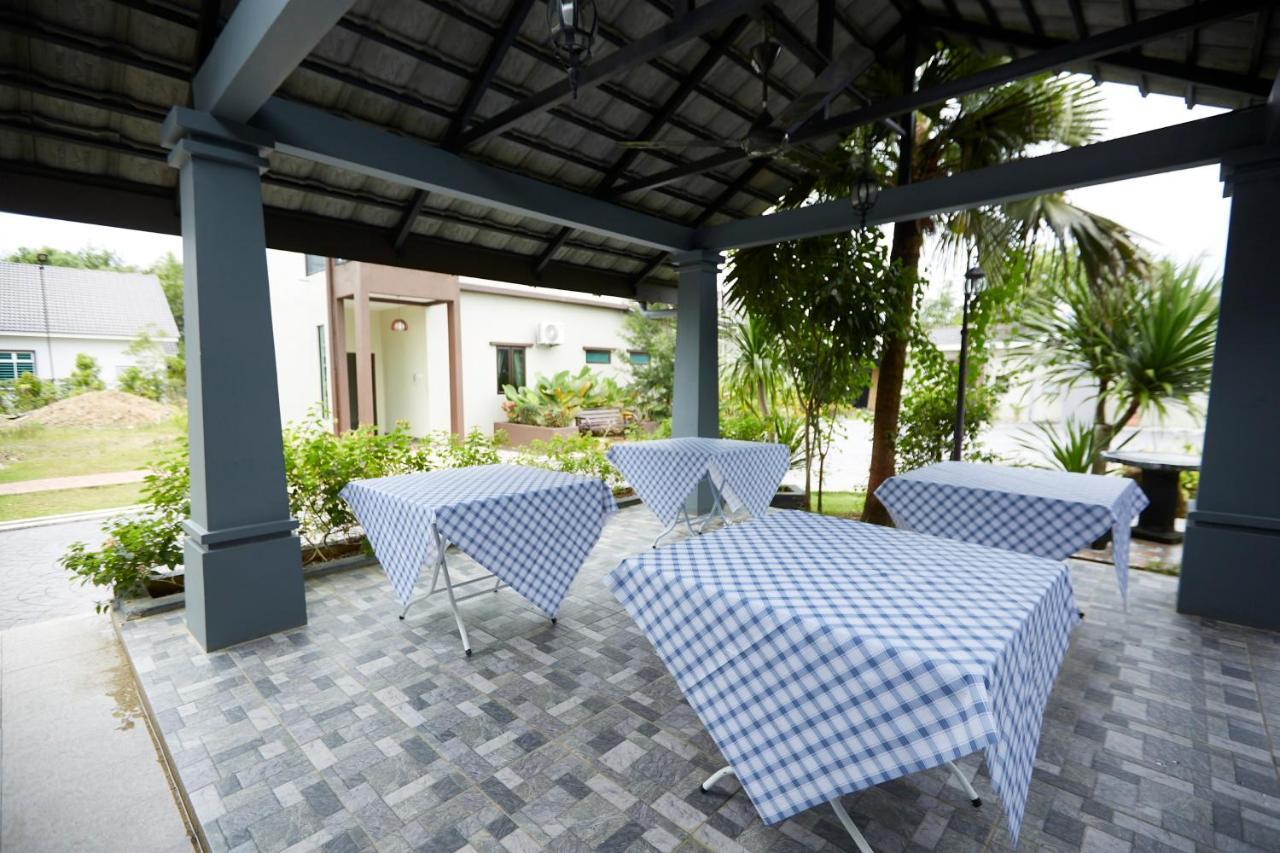 D' Qamar Guesthouse كوانتان المظهر الخارجي الصورة